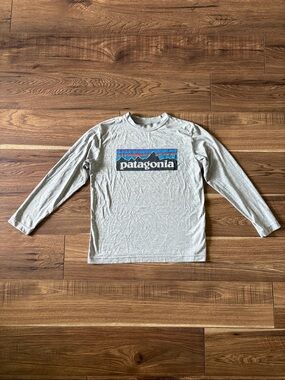 Kids Patagonia Long Sleeve Dry Fit Outdoor Hiking Shirt